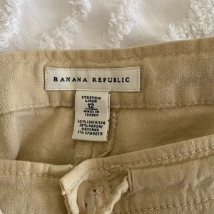Banana Republic stretch linen cargo pants